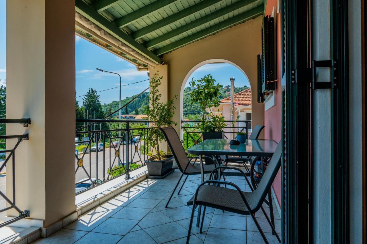 G.R Luxury Apartment Kalligoni Dış mekan fotoğraf